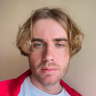 фото ревьюера Руслана Кириллова